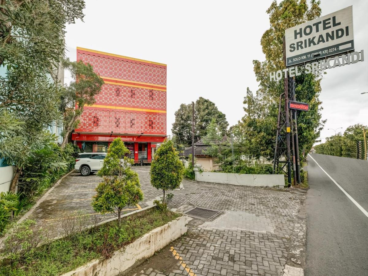 Oyo 90986 Hotel Srikandi Adisucipto Kalasan Εξωτερικό φωτογραφία